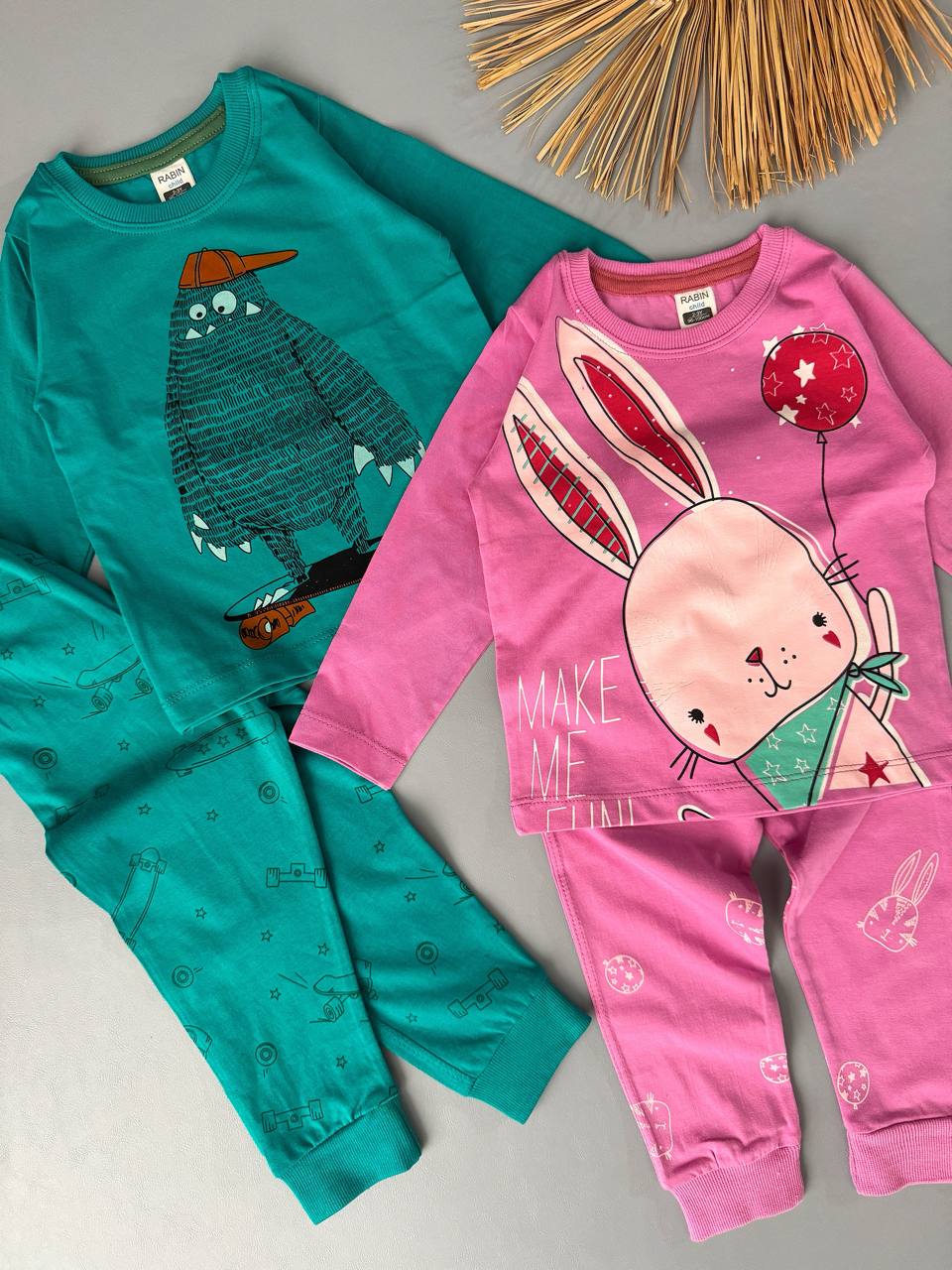 عکس ست خرگوش و هیولا - شماره 4