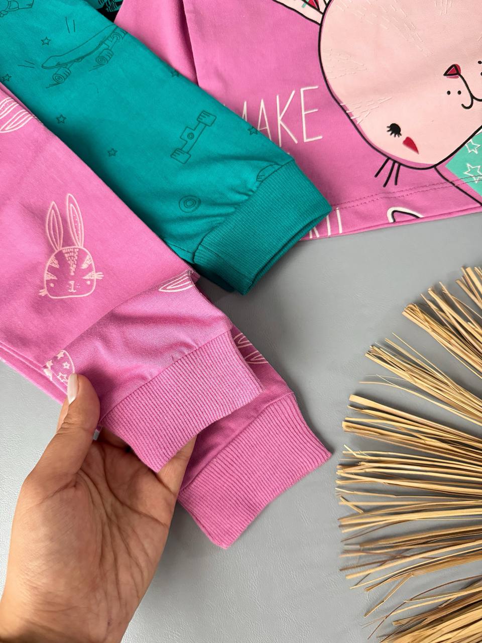 عکس ست خرگوش و هیولا - شماره 5