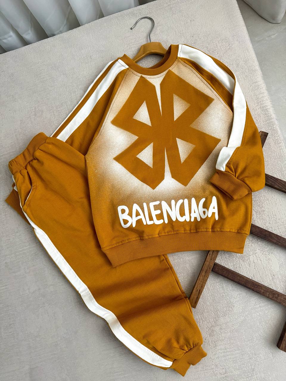 عکس ست balenciaga - شماره 3