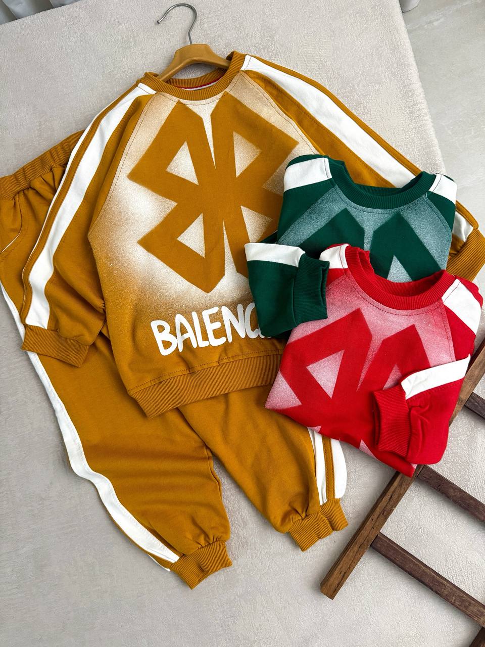 عکس ست balenciaga - شماره 2