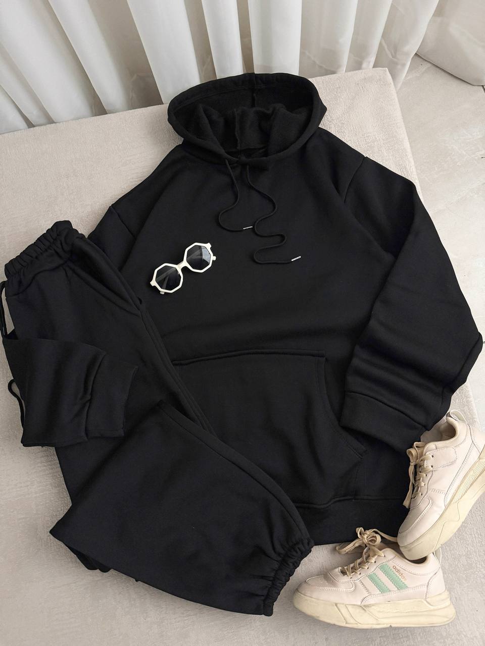 عکس هودی شلوار مشکی - شماره 1