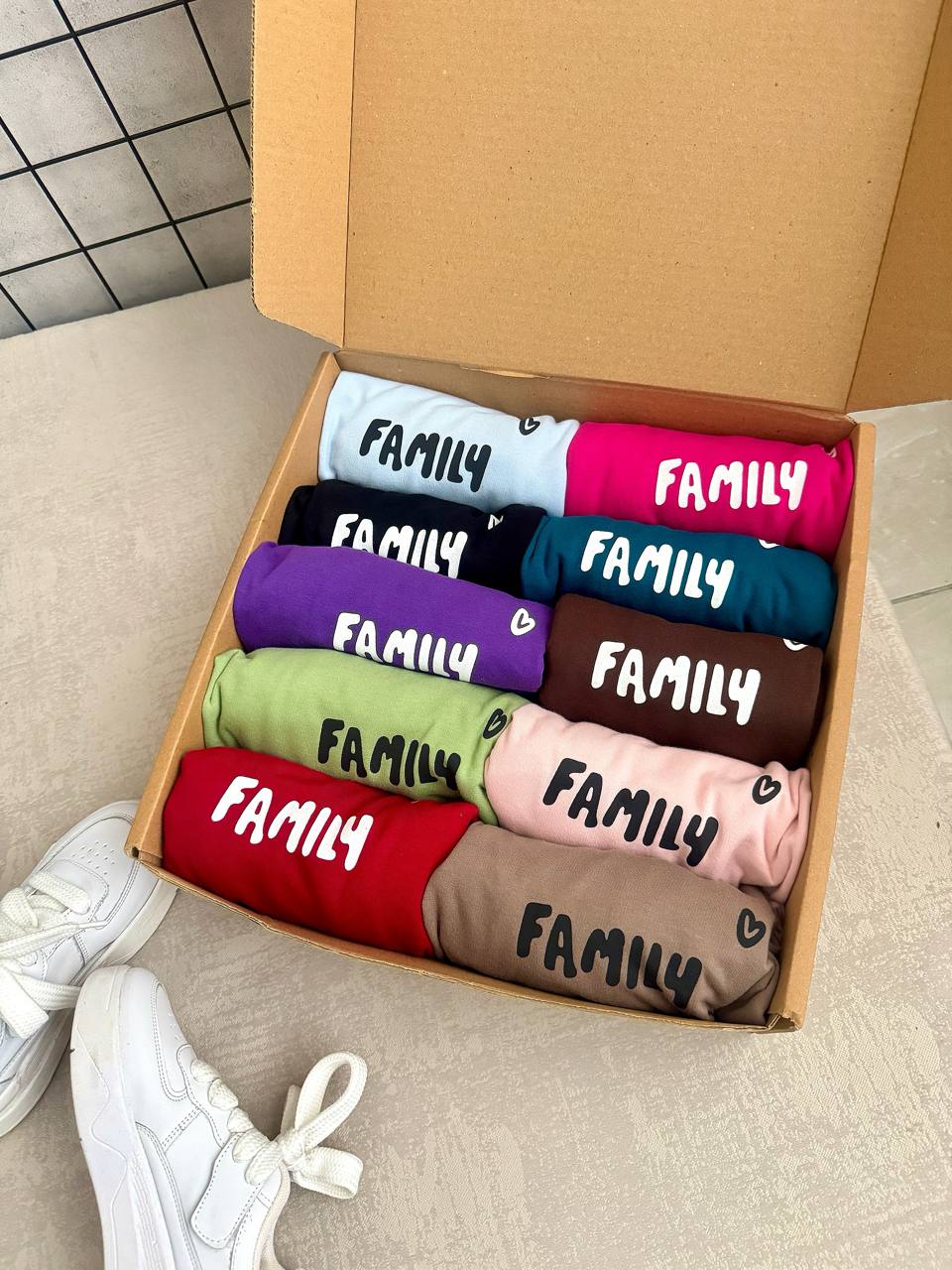 عکس کراپ FAMILY - شماره 12