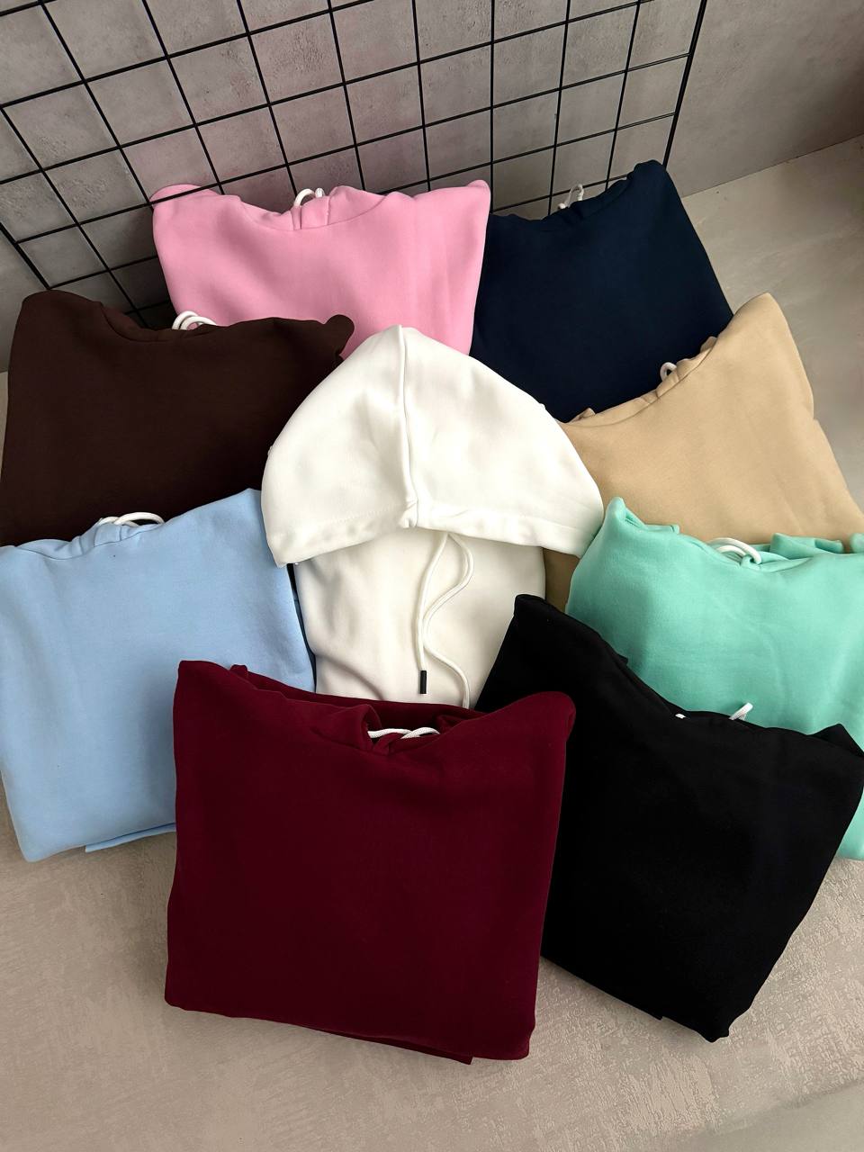 عکس هودی بیسیک - شماره 1