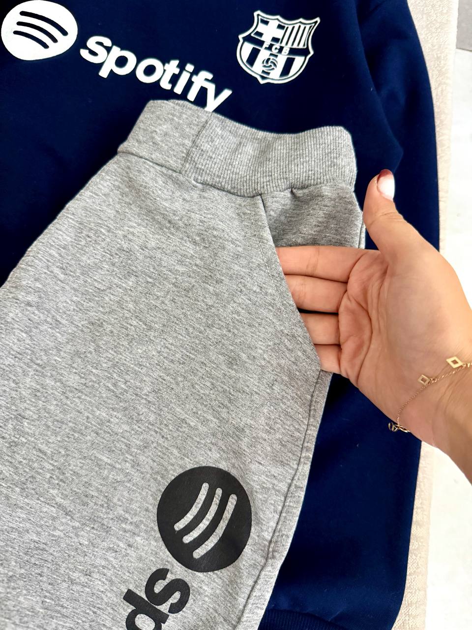 عکس ست SPOTIFY - شماره 8