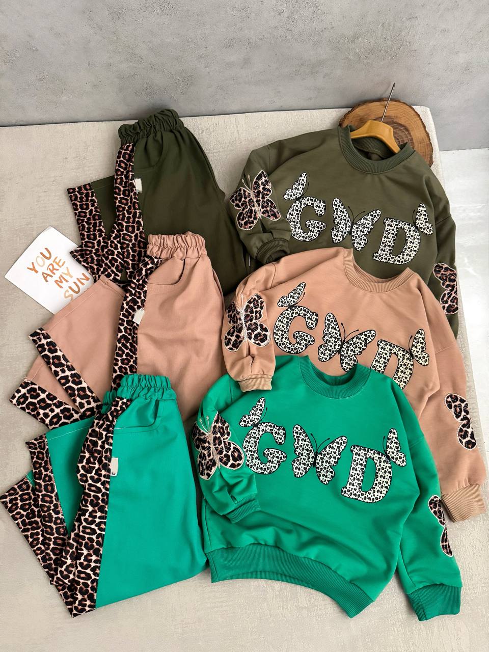 عکس ست GOD - شماره 1