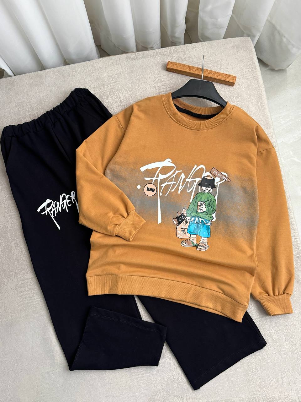 عکس ست پسر کلاهدار - شماره 2