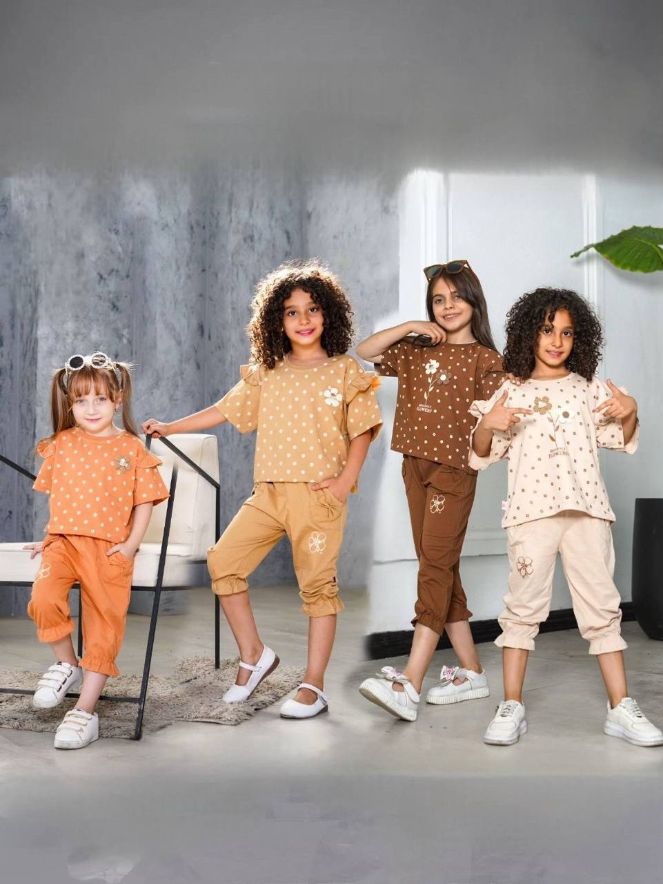 عکس کراپ شلوارک گل گلی - شماره 9