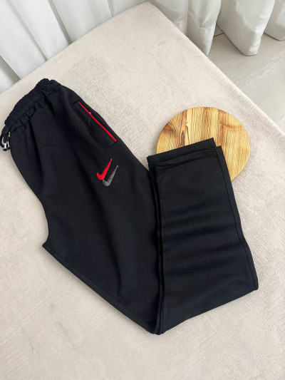 شلوار اسلش نوار قرمز